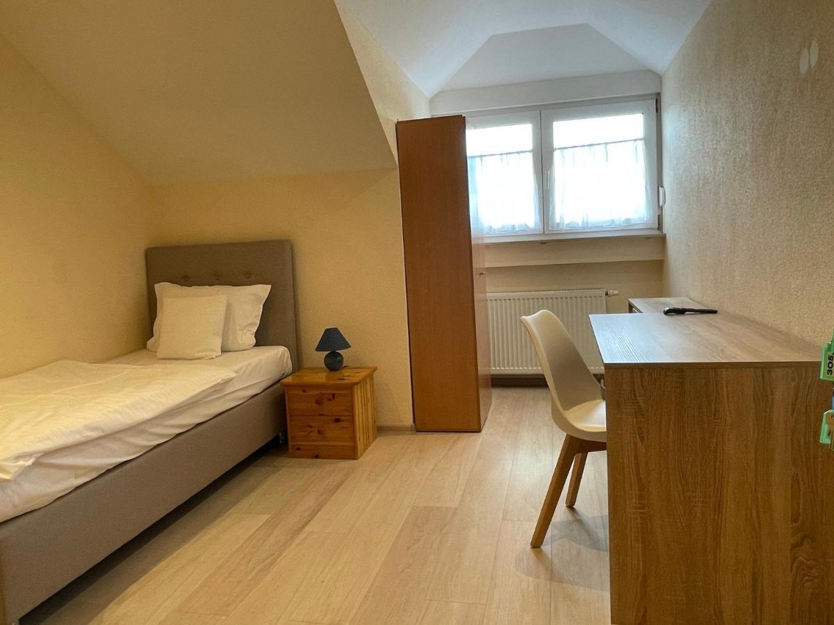 Andrea Hotel